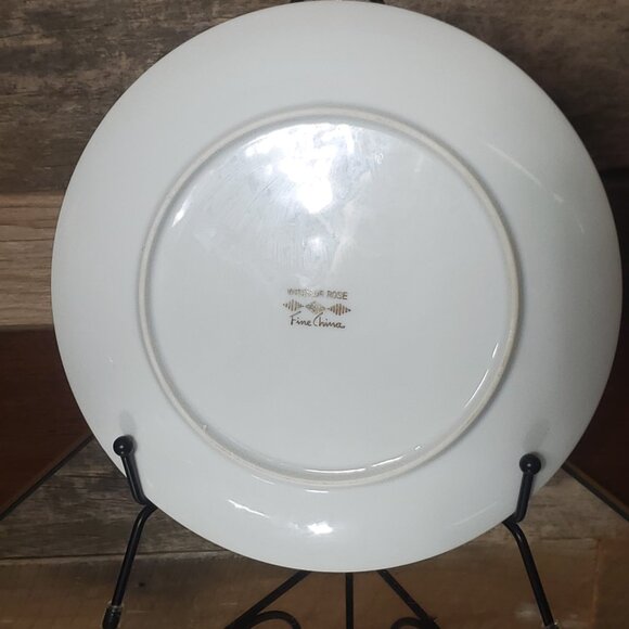 Windsor Rose Bread Plate by Fine China of Japan - 1950's Dinnerware. - Picture 4 of 4